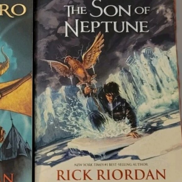 (2) Rick Riordan Books. Heroes Of Olympus - Picture 3 of 3